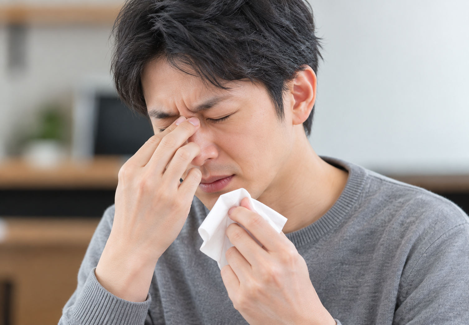 副鼻腔炎の男性